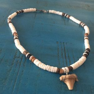 White and brown pattern shark tooth beach necklace